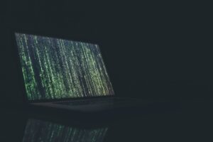 Jakie są korzyści z wdrażania technologii w obszarze HR?
